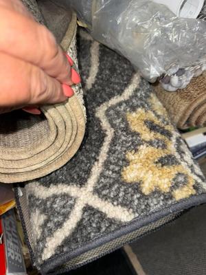 Sale Photo Thumbnail #642: D83-Rugs