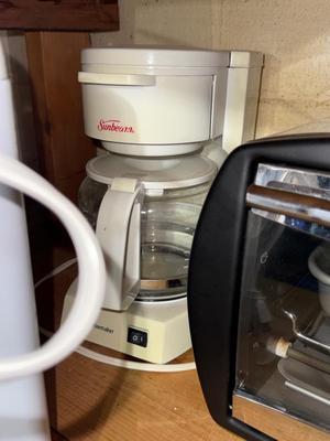 Sale Photo Thumbnail #655: D80-Kitchen Items