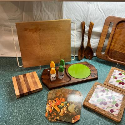 K849 Wood Tray & Trivets Lot