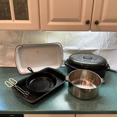 K850 Enamel and Cast Iron Cookware