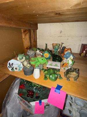 Sale Photo Thumbnail #674: D73-large frog lot