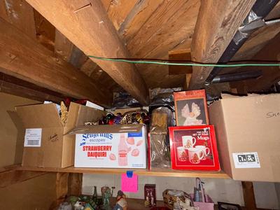 Sale Photo Thumbnail #677: D72-Holiday Lot