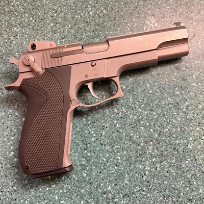 A866 Smith & Wesson .45 Caliber Pistol