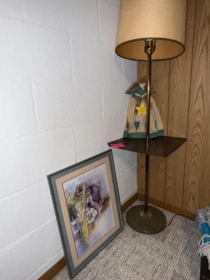 Sale Photo Thumbnail #756: D50-table lamp plus extras