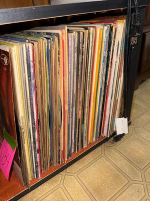 Sale Photo Thumbnail #810: D34-Records