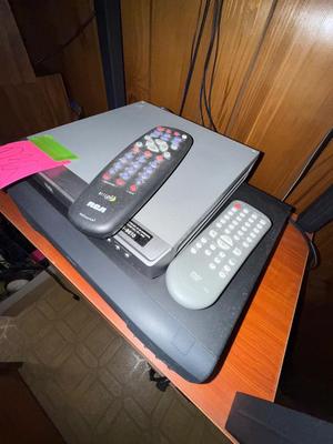 Sale Photo Thumbnail #812: D32-Electronics