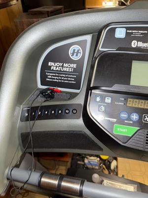 Sale Photo Thumbnail #832: D26-Treadmill and mat