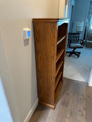 OAK BOOKSHELF