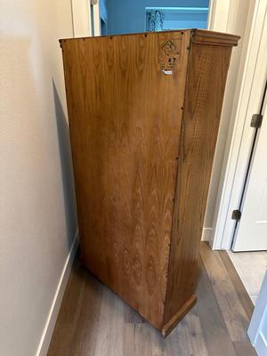 OAK BOOKSHELF