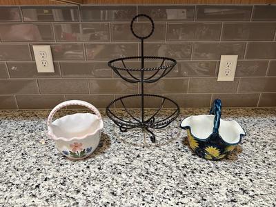 CERAMIC BASKETS AND VEGETABLE BASKET