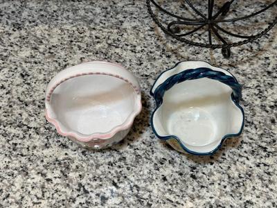 CERAMIC BASKETS AND VEGETABLE BASKET