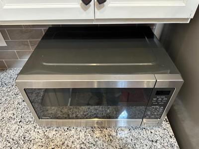 GE PROFILE MICROWAVE OVEN