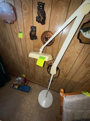 Sale Photo Thumbnail #888: D10-lamp with magnifier