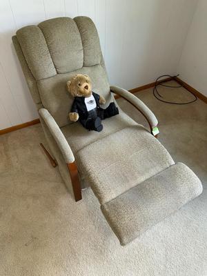 Sale Photo Thumbnail #992: M49-la-Z-Boy recliner and stuffed animal