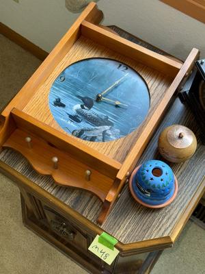 Sale Photo Thumbnail #995: M48-end table and decor