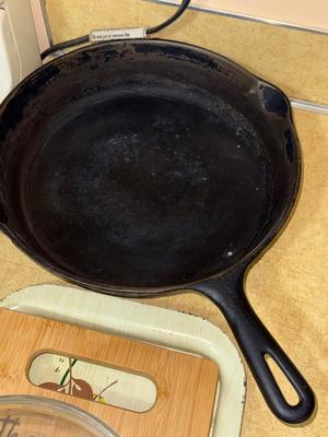 Sale Photo Thumbnail #1036: M34-cast-iron plus extras