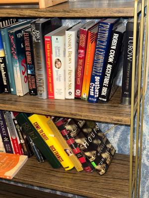 Sale Photo Thumbnail #1082: M22-bookshelf and books