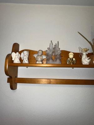 Sale Photo Thumbnail #1094: M19-shelf and contents