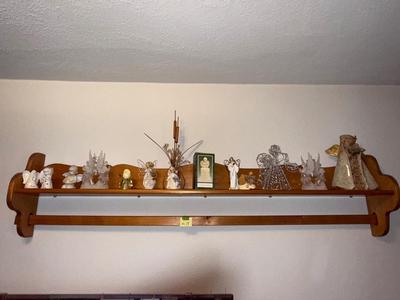 Sale Photo Thumbnail #1093: M19-shelf and contents