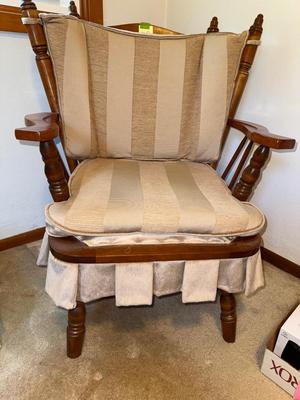 Sale Photo Thumbnail #1116: M12-chair with ottoman