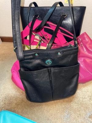 Sale Photo Thumbnail #1135: M7-handbags