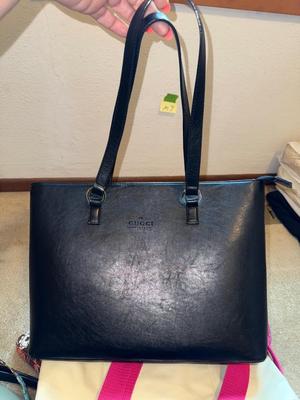 Sale Photo Thumbnail #1139: M7-handbags