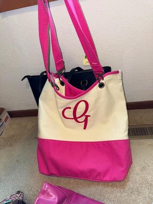 Sale Photo Thumbnail #1138: M7-handbags