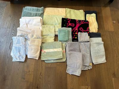 TOWELS AND WASHCLOTHS