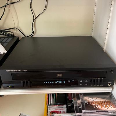 L888 Harman/Kardon FL8300 5-Disc CD Changer