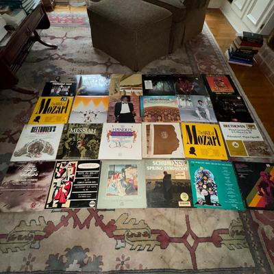 L894 Large Lot Of Hit Bands Vinyl Albums: Marvin Gaye, B.B.King, Whitney Houston and more