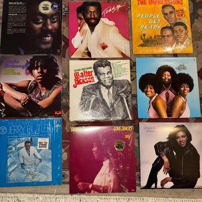 L895 Lot Of 45's & 33's