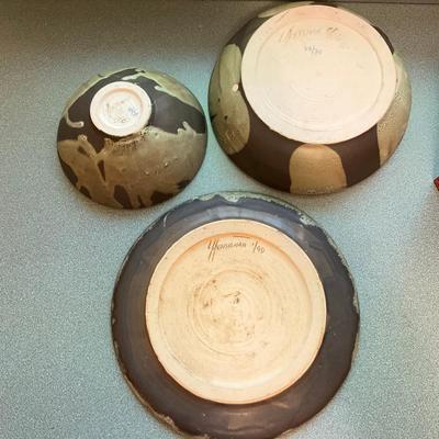 K900 Set Of Three Vintage Henselmann Signed Art Pottery