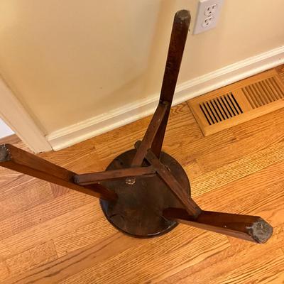 K909 Antique Hand-Made Stool