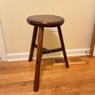 K909 Antique Hand-Made Stool