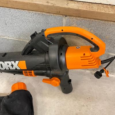 G927 WORX Tri-Vac All In One Plug in Electric Blower
