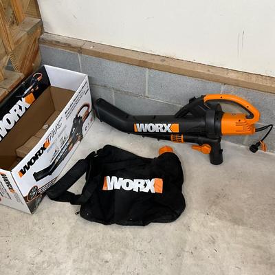 G927 WORX Tri-Vac All In One Plug in Electric Blower