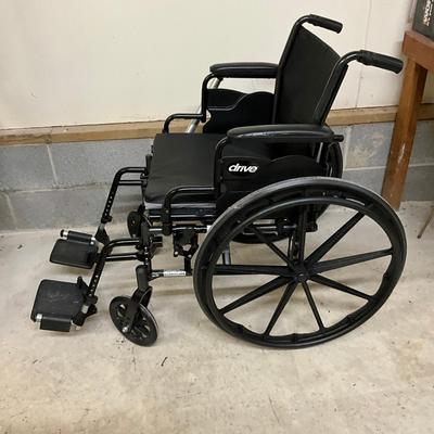 G936 Drive TM "Cruiser III" Wheelchair