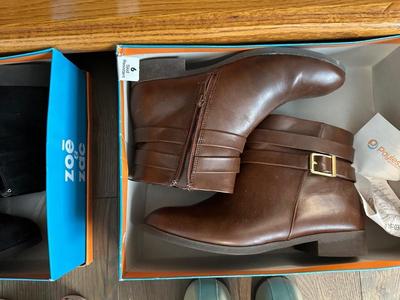 SIZE 8 BOOTS AND SHOES