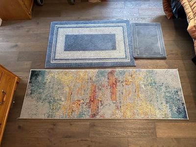 AREA RUGS AND BATH MAT