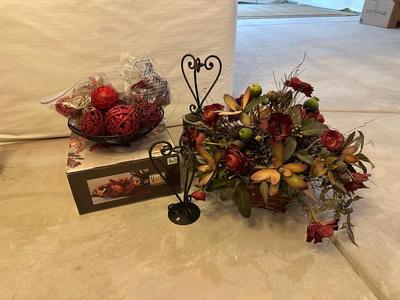 HOME DECORATING ITEMS