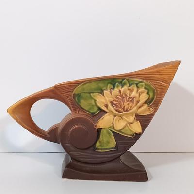 LOT 159: Roseville Pottery Water Lily Cornucopia Vases
