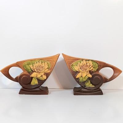 LOT 159: Roseville Pottery Water Lily Cornucopia Vases