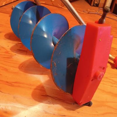 LOT 166: Vintage Ice Fishing Auger