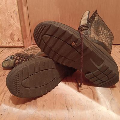 LOT 173: Camouflage Boots and Shoes