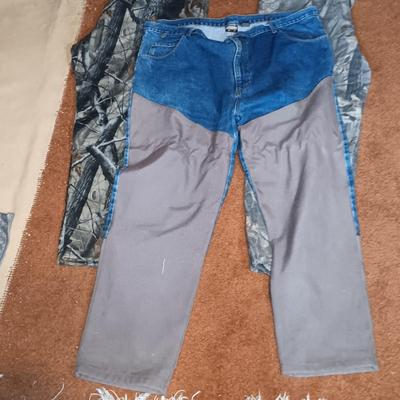 LOT 176: Camouflage Pants and Hunting Jeans Sizes 42