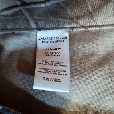 LOT 176: Camouflage Pants and Hunting Jeans Sizes 42