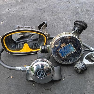 LOT 185: Vintage Scuba Mask Aqua-Lung Regulators