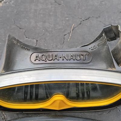 LOT 185: Vintage Scuba Mask Aqua-Lung Regulators