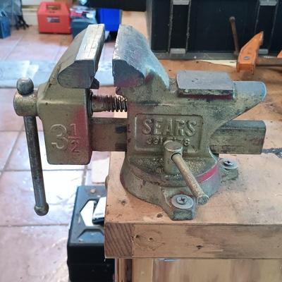 LOT 186: Sears Bench Vice, Pole Clamps and More