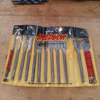 LOT 188: Large Selection of Drill Bits and Socket Set